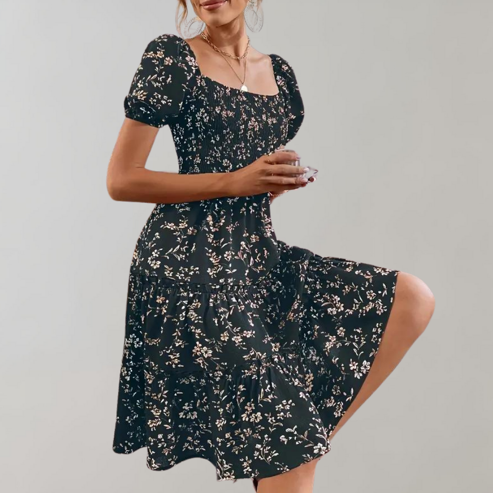 Niina - Geblümtes Sommerkleid mit quadratischem Ausschnitt