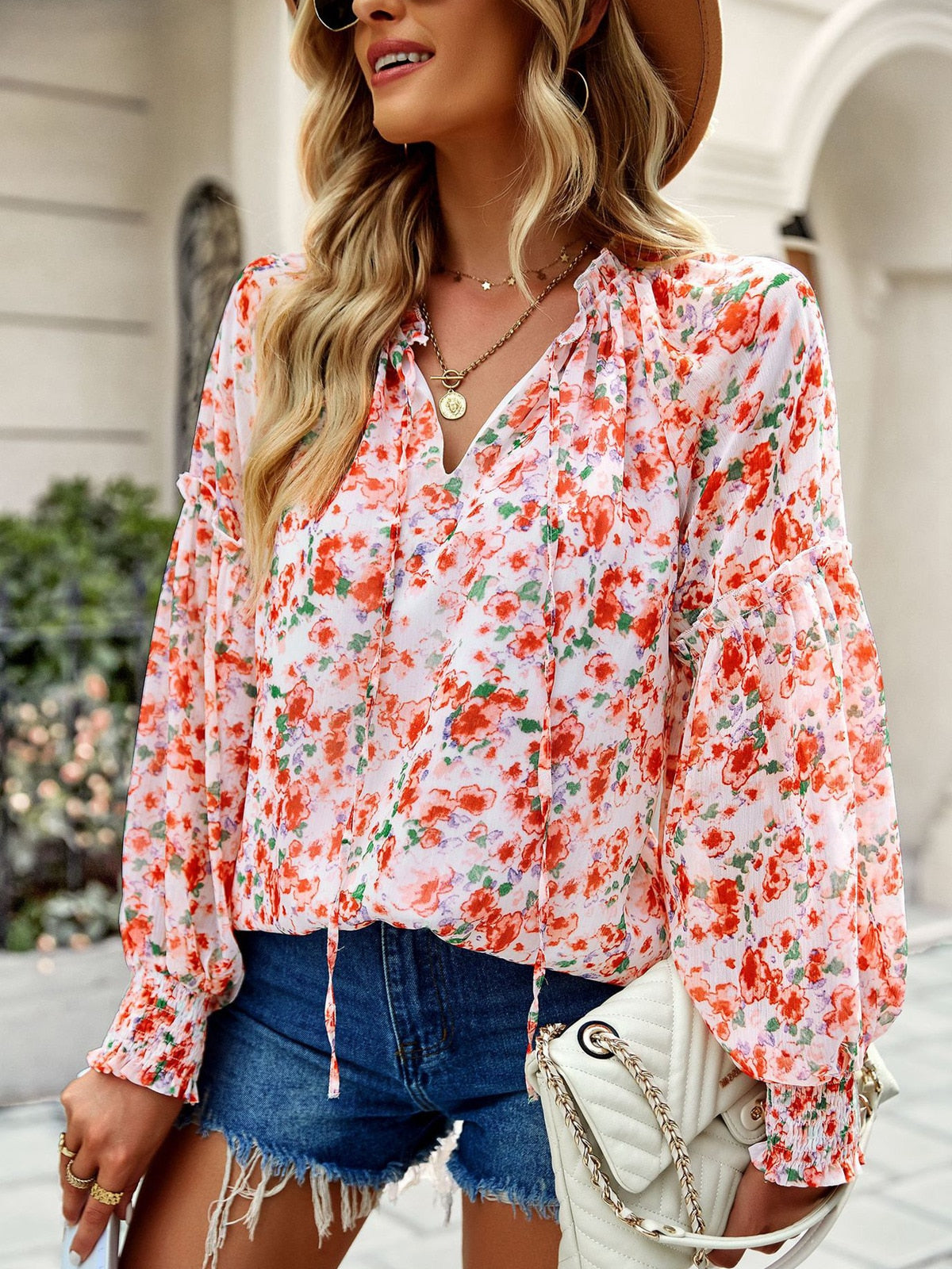 Niamh - Lässige Bluse mit Blumenmuster