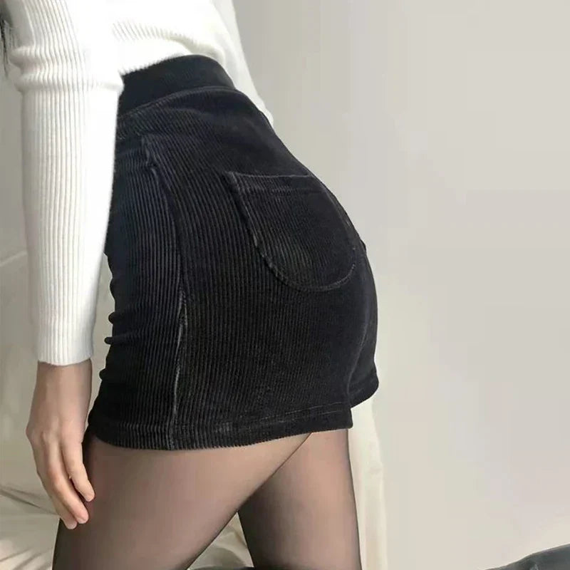 Megan - Bequeme Frauen Shorts