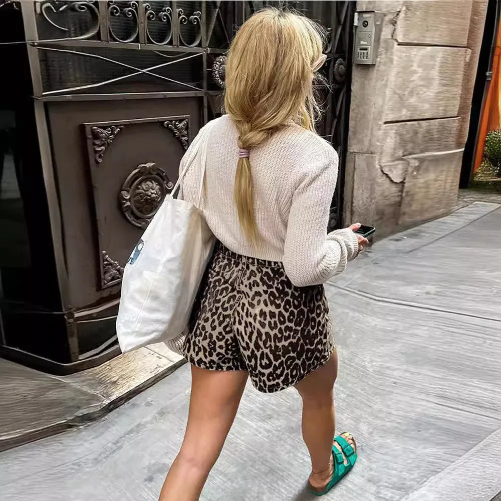 Tinny - Trendige Shorts mit Leopardenmuster