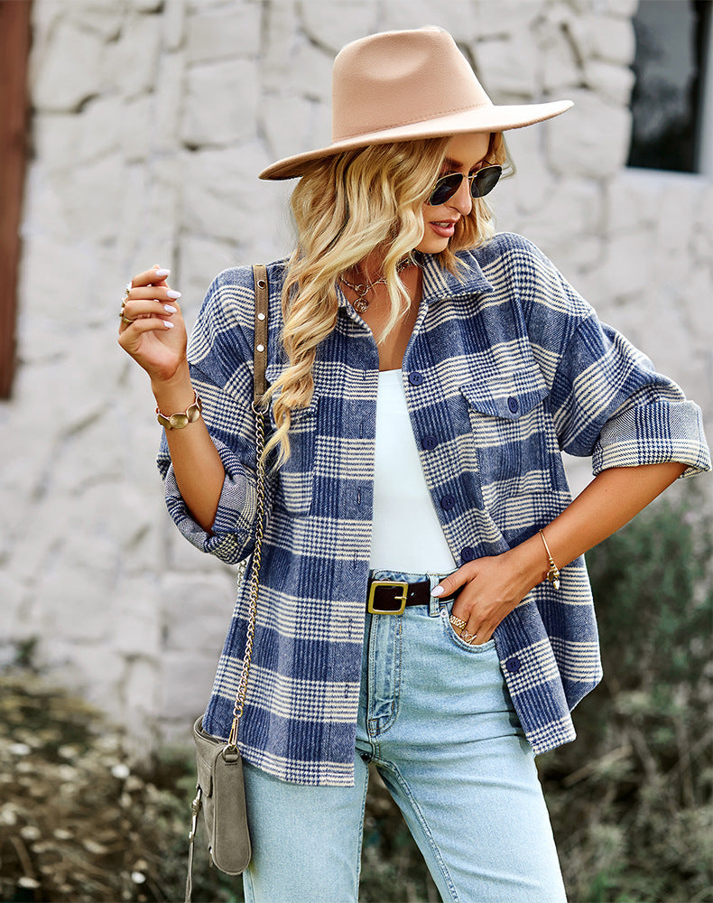 Keily -  Blau karierte Bluse