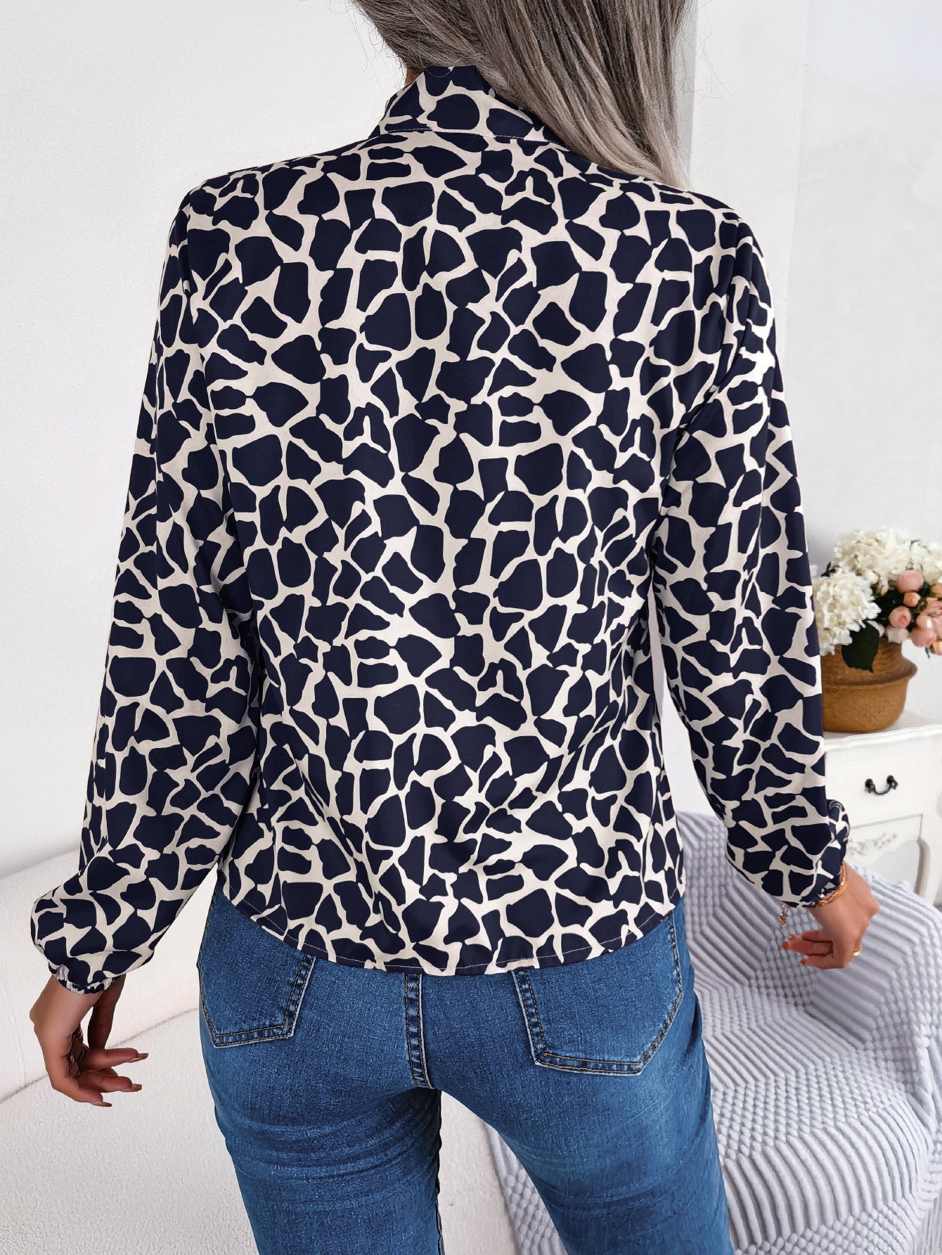 Charley - Bluse mit Schleife & Kragen