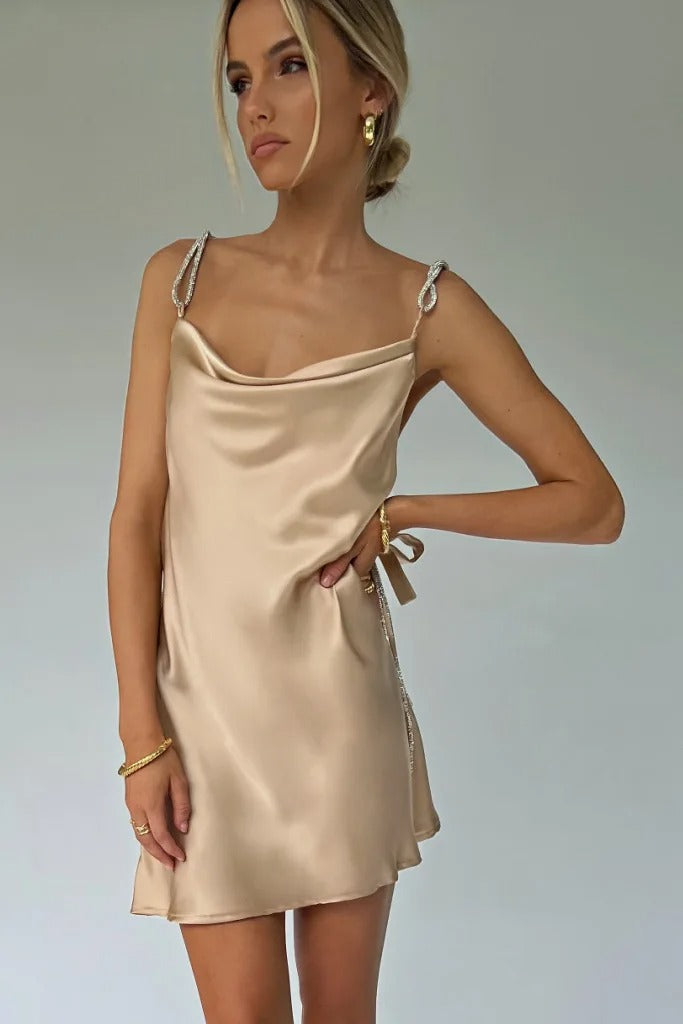Aurelia - Satin-Kleid