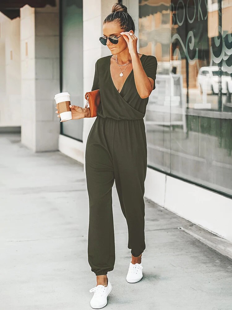 Julia - Kurzärmeliger Jumpsuit mit V-Ausschnitt